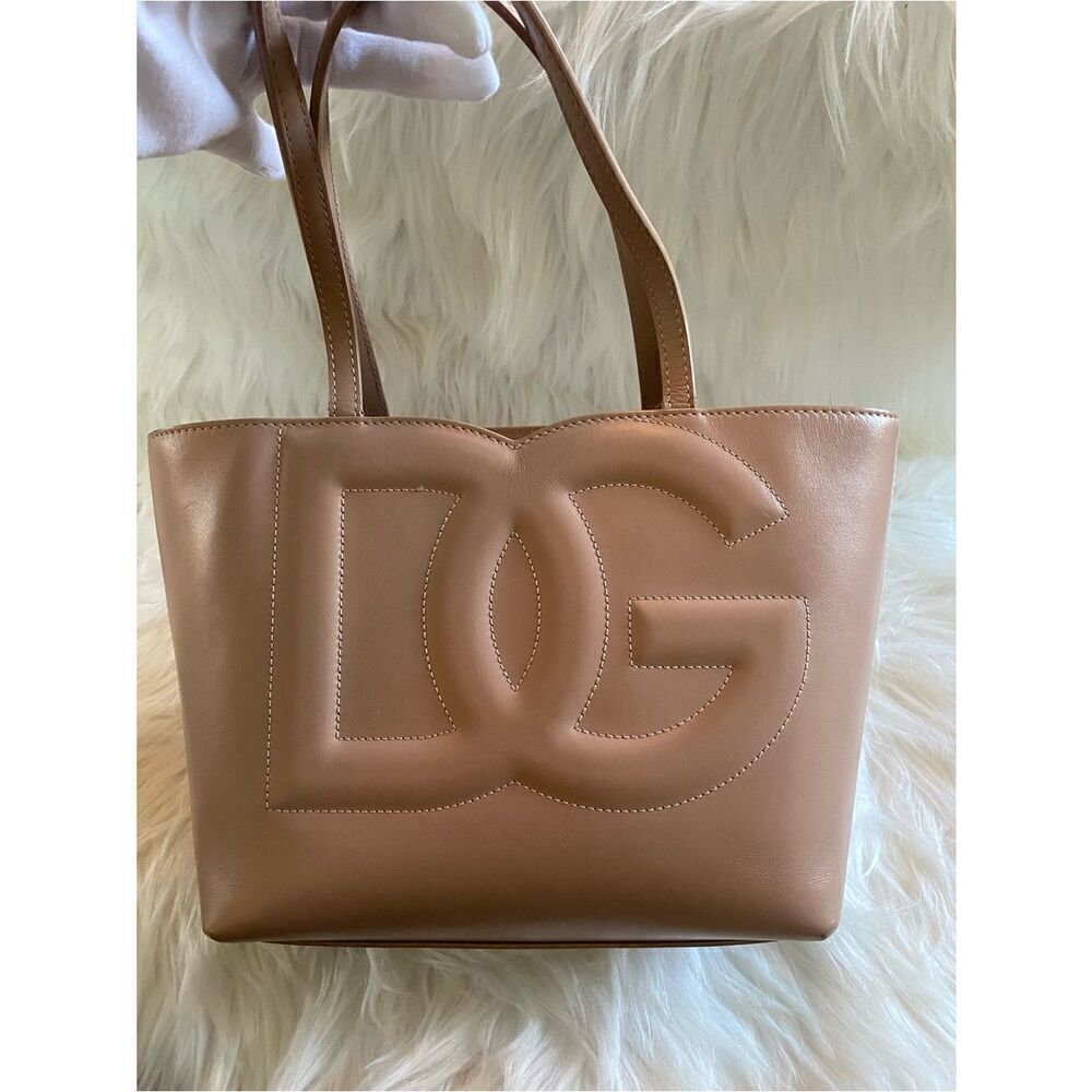 🛍️Dolce & Gabbana Authentic Logo Patch Leather Small Tote w/Dust Cover